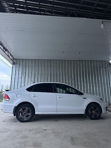 волга 105: Volkswagen Polo: 2017 г., Автомат, Бензин, Седан — 5