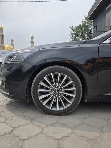 панель на спринтер: Диски R 18 Kia, Комплект, отверстий - 5, Б/у