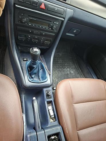Audi: Audi A6 (C5) limuzina, tamnoplava boja, 5 vrata. - Motor i pogon — 13