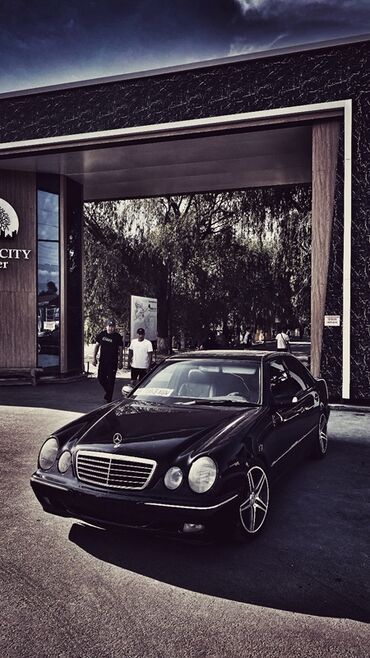 Mercedes-Benz: Mercedes-Benz E-Class: 2001 г., 3.2 л, Автомат, Бензиновая, Седан — 3