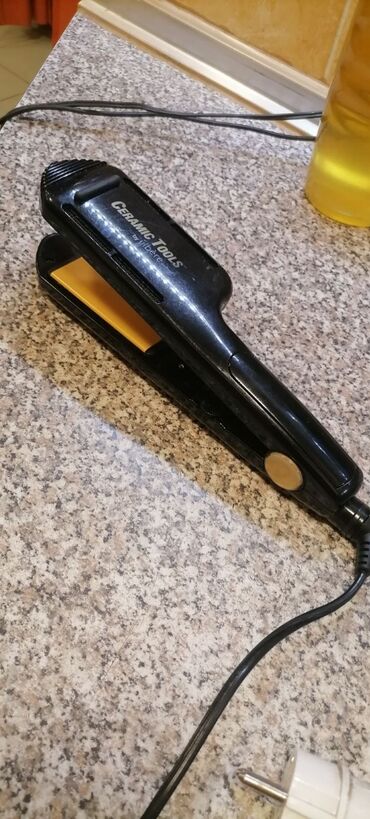 Pegle na paru: Pegla profi Francuskog proizvođača 200w. JILBERE Paris. Širokih ploča — 10