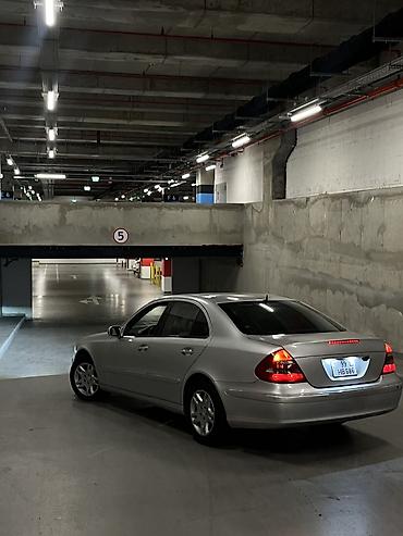 mercedec: Mercedes-Benz E-Class: 3.2 l | 2006 il Sedan — 2