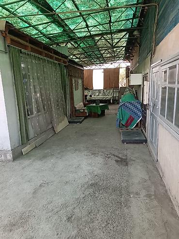 Продажа коттеджей и домов: Продаю дом в районе киркомстром. По номеру телефона доступен только — 4