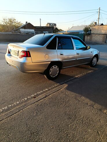 деу матиз 2: Daewoo Nexia: 2010 г., 1.5 л, Механика, Бензин, Седан