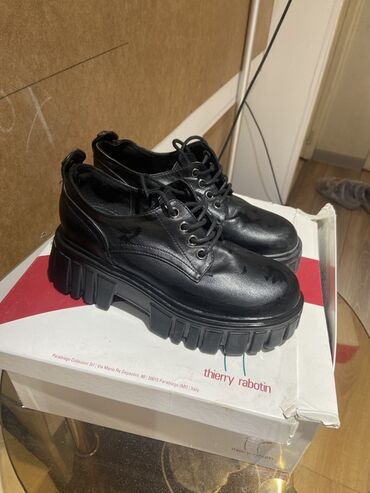 кошелек на пояс женский: Туфли чёрные кожаные на девочку 36 размера Состояние очень хорошее