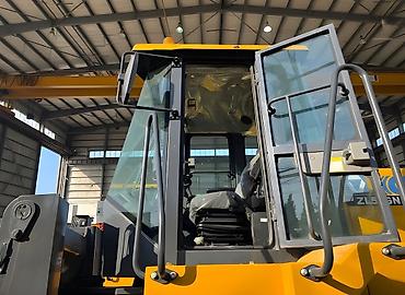 forklift operatoru: ZL50GN ön yükləyici (kükəkləyici) – ağır işlər üçün güclü və etibarlı — 2