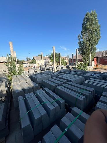 Дорожные бордюры: Дорожный бордюр, Прессованный, ЖБИ (Железобетонный), Новый — 2