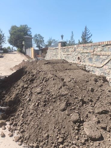 чернозем в мешках: Чернозем в больших количествах в любую точку города