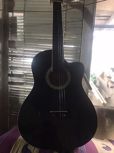 İdman və hobbi: Qara klassik gitara – kəsik (cutaway) korpus dizaynı - Korpus: tam — 1