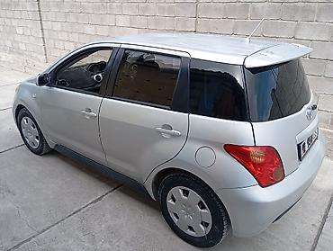 Toyota Ist: 2003 г., 1.5 л, Автомат, Бензин, Хэтчбэк at lalafo.kg — 6 Toyota Ist: 2003 г., 1.5 л, Автомат, Бензин, Хэтчбэк — 6