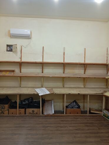 Mağazalar: Bakixanovdaicra yolunun ustundeki 16 mertebeli binanin 1ci — 5