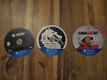 Bıçaqlar: PS4 oyun diskləri dəsti - EA Sports FC 24 (PS4) - Rəqəmsal: Blu-ray