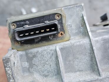 Датчики, сенсоры, предохранители: Расходомер Mazda 1989 г., Б/у, Оригинал, Германия — 3