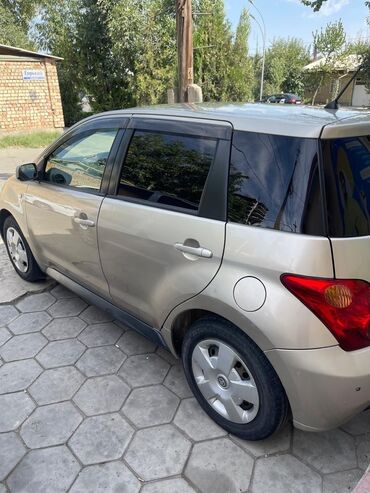 тайота демио: Toyota ist: 2003 г., 1.3 л, Автомат, Бензин