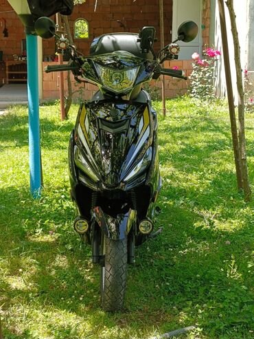 moped sumqayıt: Moon - MOON, 50 sm3, 2024 il, 1411 km
