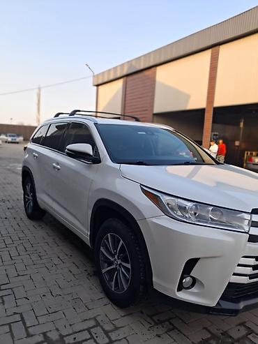 Toyota: Toyota Highlander: 2017 г., Автомат, Кроссовер — 3