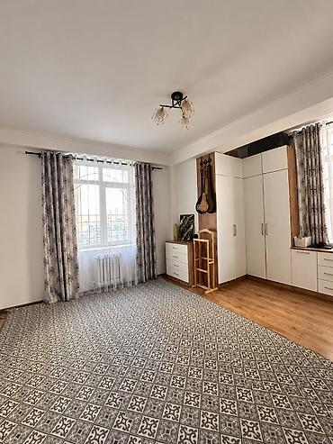 студийный квартира: 2 комнаты, 80 м², 1 этаж — 8