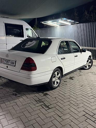 мотор кармаган: Mercedes-Benz C-Class: 1995 г., Кол менен иштөөчү, Дизель, Седан — 2