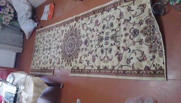 Şəkil və rəsmlər üçün çərçivələr: Xalça