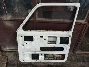 Auto delovi: Dodatni opis Vrata desna Lada 21213,21214 Niva br.4. U beloj boji — 7