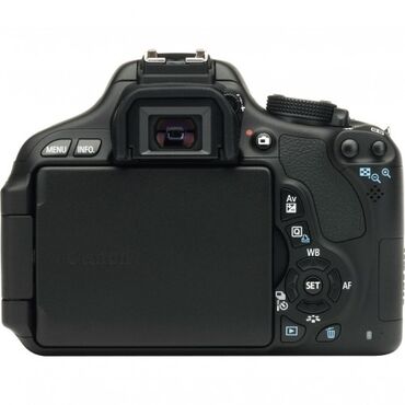 şəkil cıxaran: Canon EOS 600D DSLR fotoaparat + EF‑S 18-55mm lens Əsas