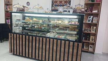 blender dessini: Şirniyyat vitrin soyuducusu – kafe/restoran/şirniyyat evi üçün - — 2