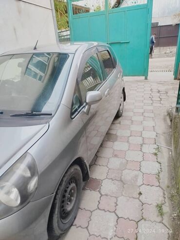 транспорты: Honda Fit: 2003 г., 1.3 л, Автомат, Бензин, Хэтчбэк