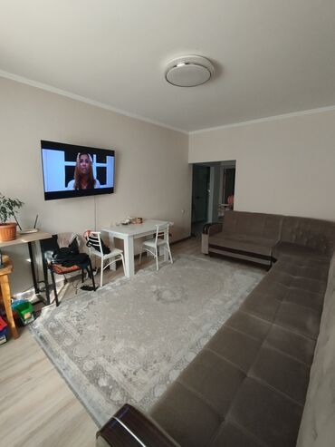 квартиры в частном доме: 2 комнаты, 49 м², 105 серия, 2 этаж, Евроремонт