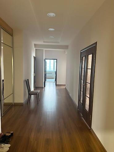 2 комнаты, 120 м², Манаса/Боконбаева Элитка, 9 этаж, Евроремонт