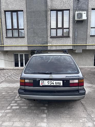 Volkswagen: Volkswagen Passat: 1988 г., 1.8 л, Механика, Газ, Универсал — 6