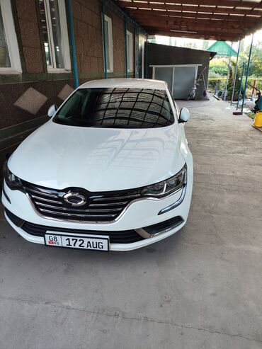 subaru legacy левый руль: Renault Samsung SM6, белый седан бизнес‑класса. Основные особенности