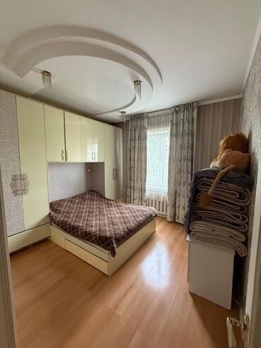 сдаю квартиру селекция: 3 бөлмө, 70 кв. м, 106-серия, 4 кабат, Евроремонт
