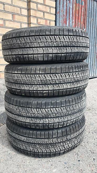 60: Шины 225 / 60 / R 17, Зима, Б/у, Комплект, Легковые, Япония, Bridgestone — 1