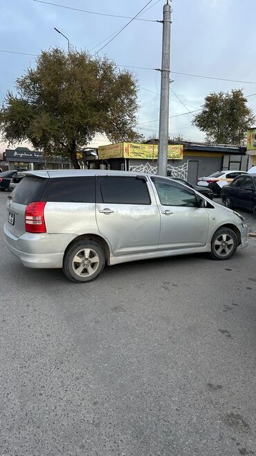 man: Toyota WISH: 2003 г., 1.8 л, Автомат, Бензин, Минивэн