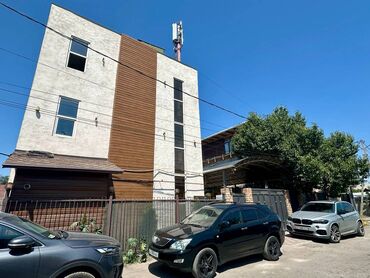 сдаю дом под швейный цех: Продаю Цех, С оборудованием, Действующий, 680 м²