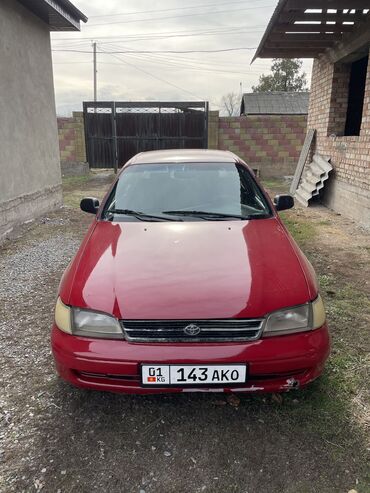 Toyota: Toyota Carina E: 1992 г., 1.6 л, Механика, Бензин, Седан