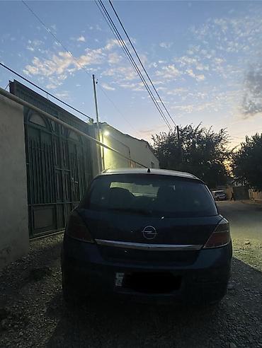 mercedes 160 a: Opel Astra: 1.3 l | 2008 il 31933 km Sedan — 2