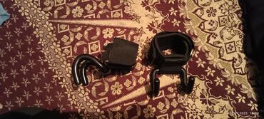тренировочные петли: Крючья для тяги/подъёма тяжестей с манжетами на запястья. - Пара