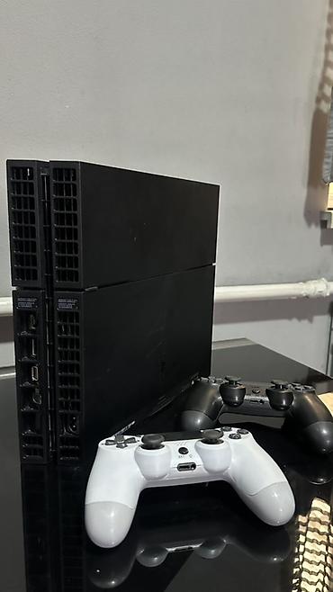 телевизор на компьютер: Sony PlayStation 4 FAT (толстая версия, CUH-1216B) с двумя — 2