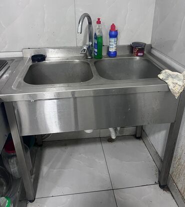 moyka apartlari: İkili moyka 400₼ satılır
Unvsn 6cı paralel

Vg40 zeynp♥️