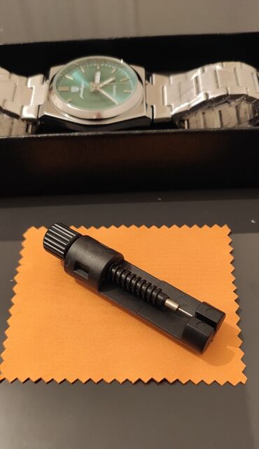 Qol saatları: Yeni, Qol saatı, rəng - Gümüşü — 21