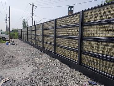 Продажа коттеджей и домов: Еврозаборы ширина стандарт 2м высота 1,5м будет стоить с установкой — 9