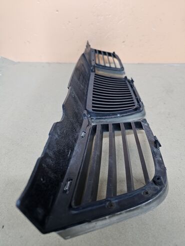 Решетки радиатора: Решетка радиатора Daewoo 2005 г., Б/у, Оригинал — 11