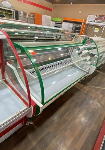 Витрины-холодильники: Kolbasa. Toyuq ağartı mehsullari üçün nəzərdə tutulub super işləyir