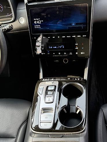 byd e6: Hyundai Tucson: 2021 г., 1.6 л, Гибрид — 7