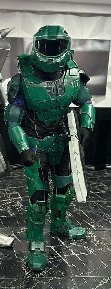 вытяжки очок: Костюм в стиле Master Chief из Halo. Выполнен в зелёном цвете с — 3