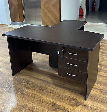 Ofis mebeli: Yeni, Müdir üçün, Kvadrat masa — 2