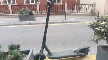 электроскутер купить в баку: Şəhər içi rahat hərəkət üçün elektrik skuteri - Rəng: qara - Korpus