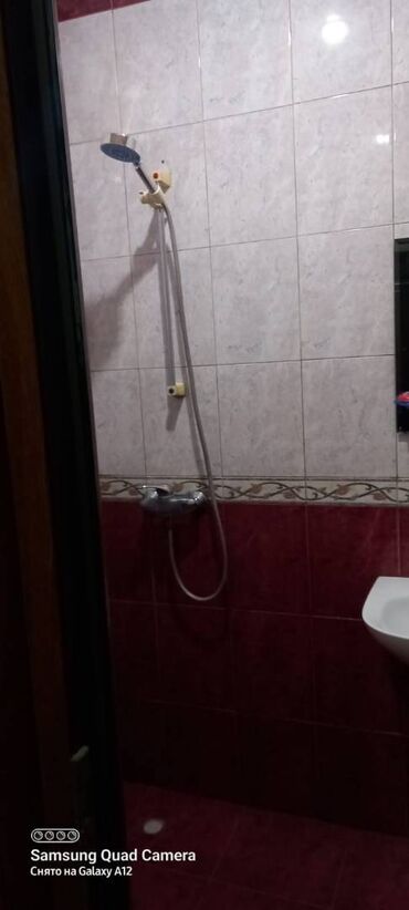 Uzunmüddətli kirayə mənzillər: Nərimanov rayonu (Kesle bazari yaxinliginda) Y.Vəzirov küçəsində inşa — 2