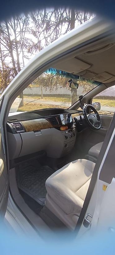 Toyota: Toyota Noah: 2003 г., 2 л, Автомат, Бензин, Минивэн — 10